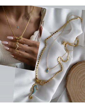 swarovski su damlası minimal top zincir kolye ve küp harfli deniz atı kolye seti