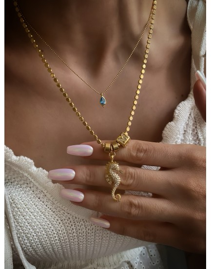 swarovski su damlası minimal top zincir kolye ve küp harfli deniz atı kolye seti