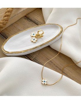 Minimal beyaz yonca kolye küpe seti 