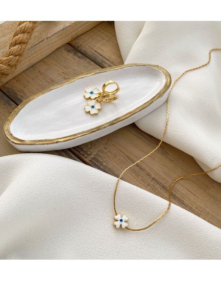 Minimal beyaz yonca kolye küpe seti