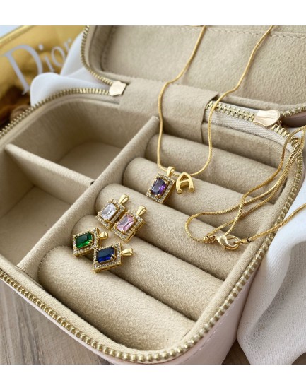 Altın kaplama Swarovski taş zirkon çerçeve küp model tasarım kolye